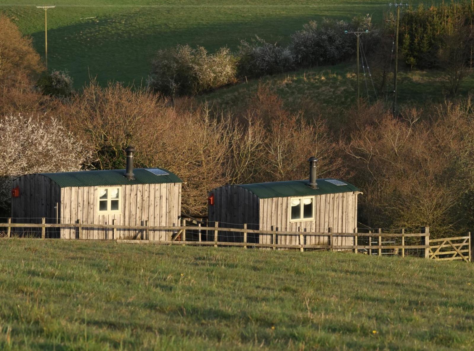 Meadowbeck - Shepherd Huts Fylingdales Extérieur photo
